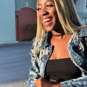 Meet your Posher, Royalty